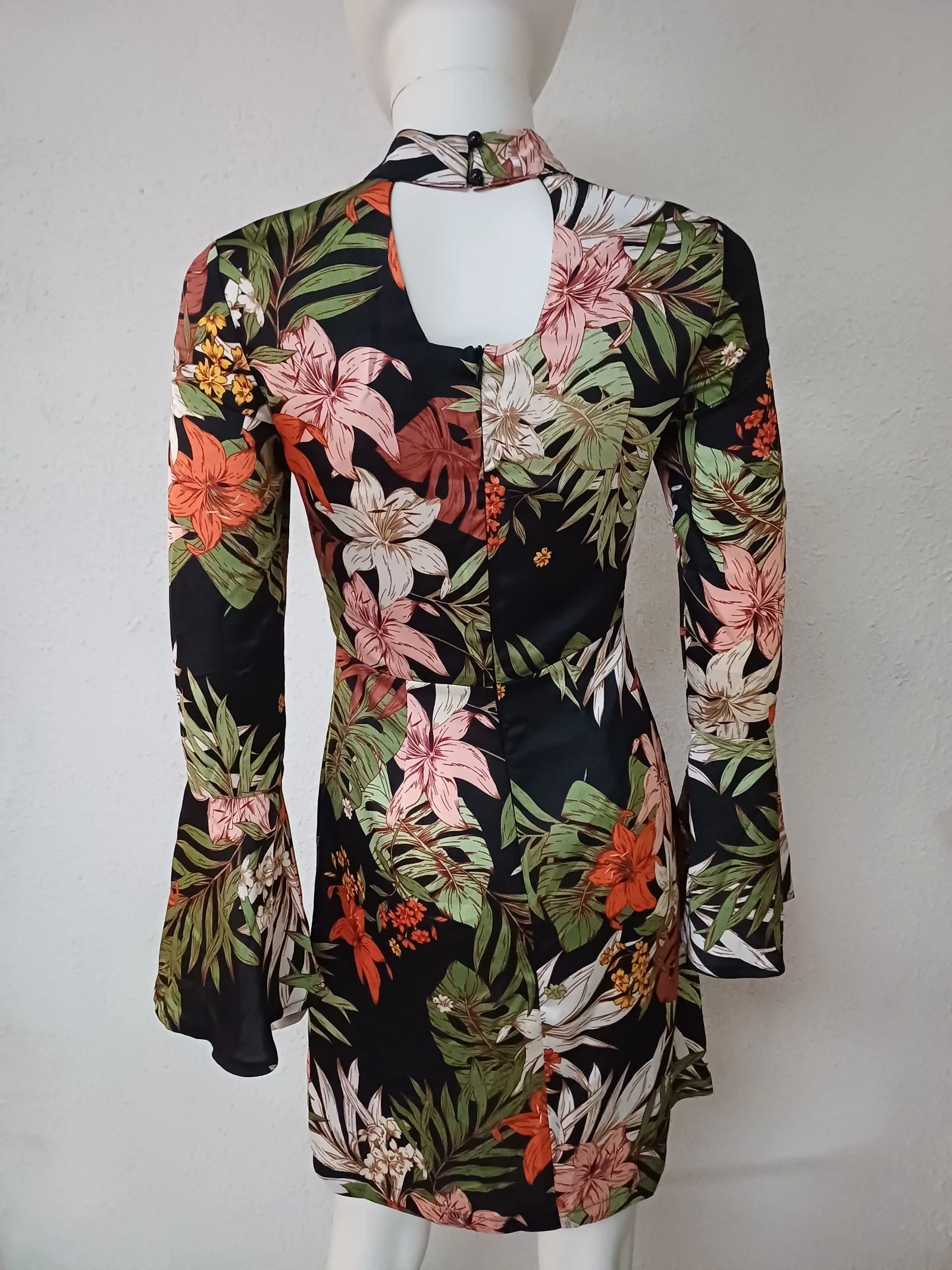Very beautiful tropical print dress with wide sleeves - 36 Girl in mind – photo 3